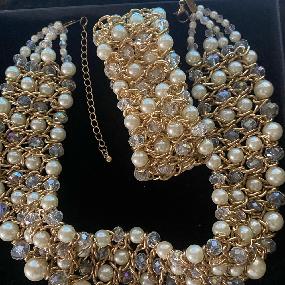 Necklace set